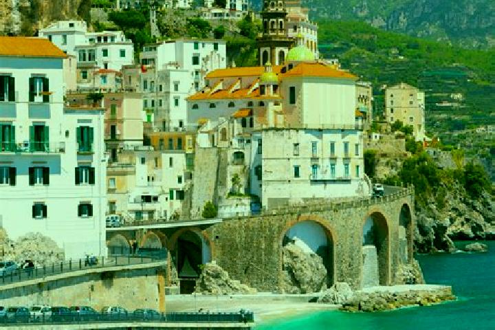 Iris, 22 — Escort in Capparuccia, Italy