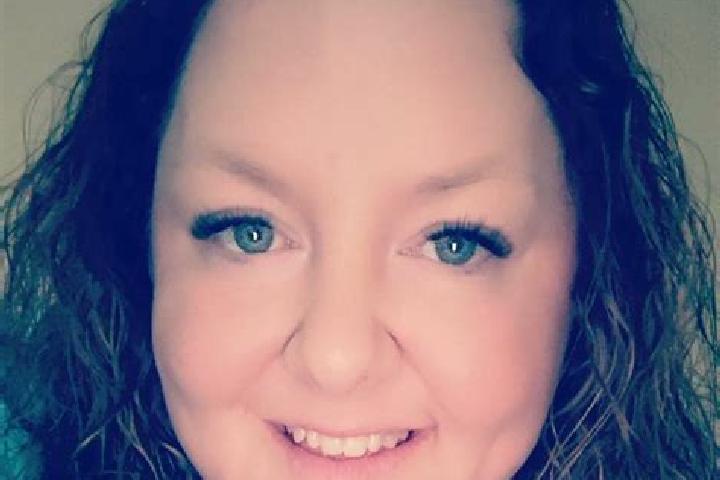 Iris, 22 — Escort in Eagletown, United States