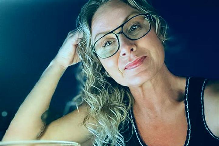 Iris, 22 — Escort in Tars, Denmark