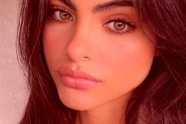 Iris, 23, a black green-eyed indian companion based in Rushankou. Offering Striptease, Girlfriend Experience, A-Level, Travel Companion. Available for incall...