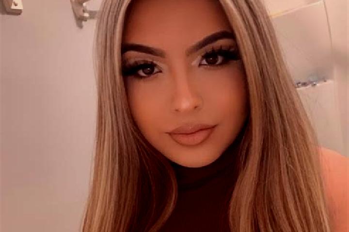 Iris, 23, a blonde brown-eyed latina companion based in San Jose de Saramuro. Offering Party Girl, Couples, Duos, Striptease. Available for incall and outcal...