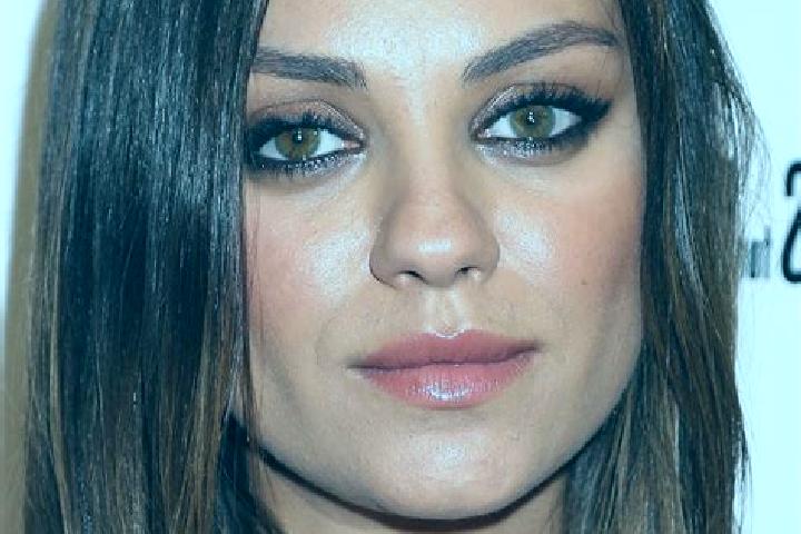 Iris, 23, a brunette hazel-eyed indian companion based in Doresopolis. Offering Dinner Date, Domination, OWO, Tantra, A-Level. Available for incall and outca...