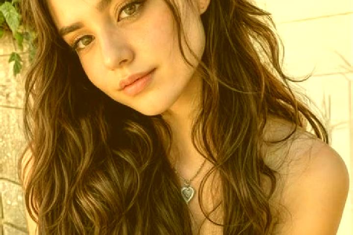 Iris, 23, a brunette hazel-eyed middle eastern companion based in Guangfudao. Offering 69, Tantra, Overnight. Available for incall and outcall, day and eveni...