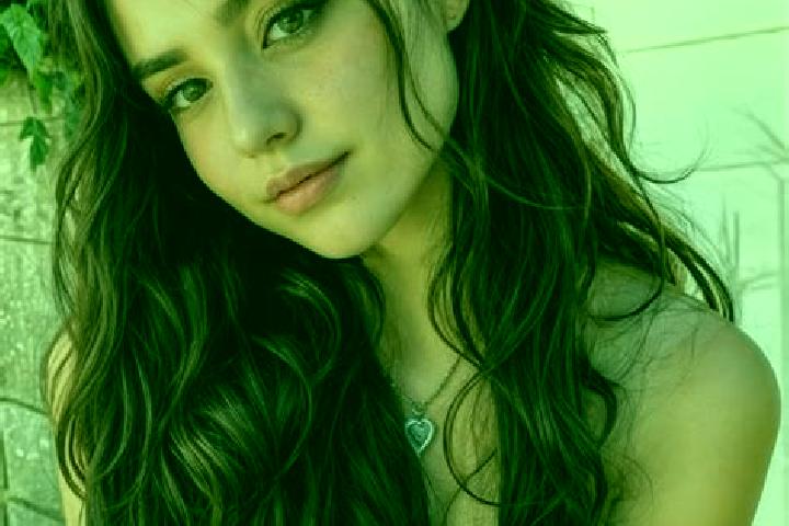 Iris, 23, a chestnut hazel-eyed asian companion based in Degema Hulk. Offering Domination, Travel Companion, Duos, CIM. Available for incall and outcall, ove...
