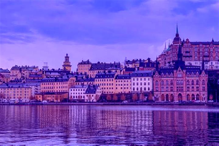Iris, 23 — Escort in Bjoernlunda, Sweden