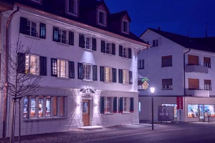Iris, 23 — Escort in Muri, Switzerland