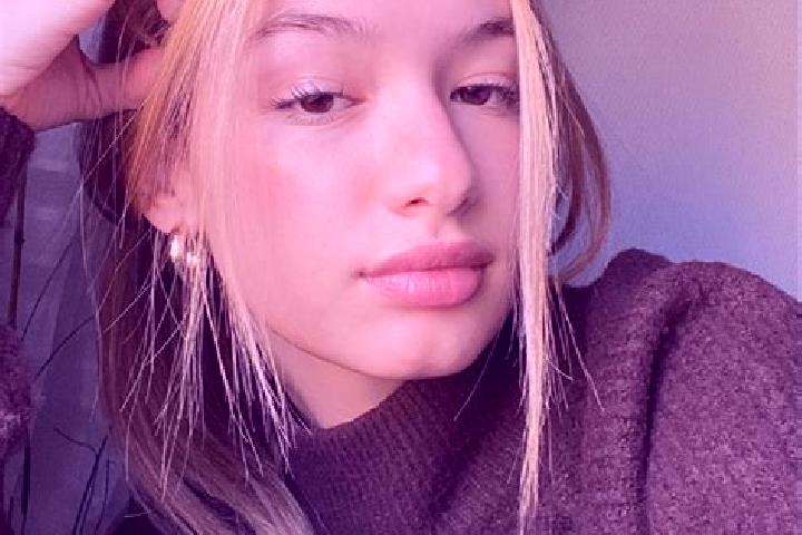 Iris, 24, a blonde brown-eyed ebony companion based in Uruzgan. Offering Deep French Kissing, BDSM, Girlfriend Experience, 69. Available for incall and outca...