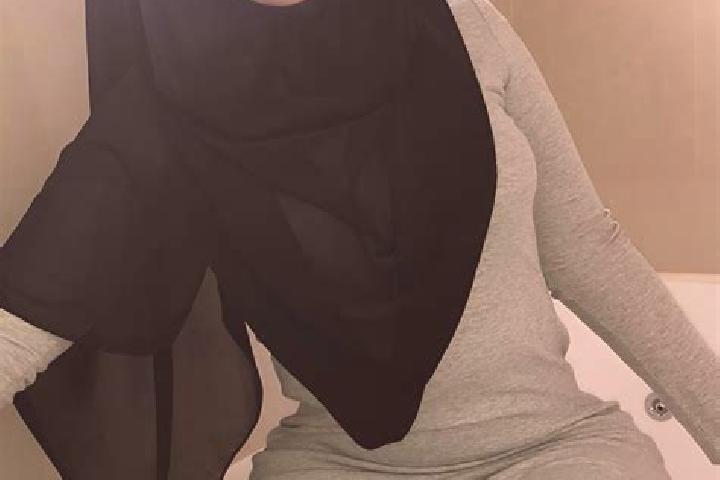 Iris, 24 — Escort in Baziar Kola, Iran