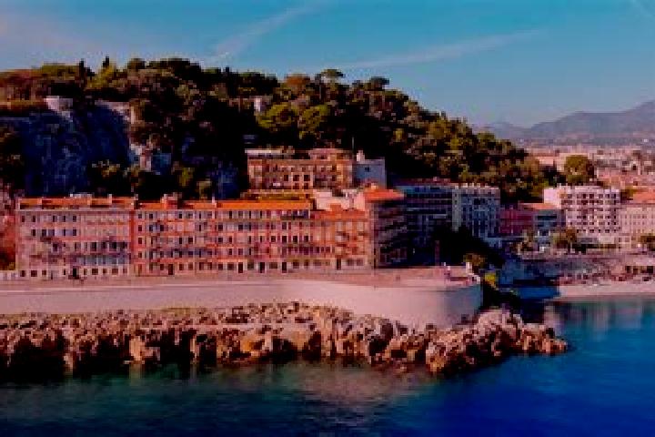 Iris, 24 — Escort in Bazouges-la-Perouse, France