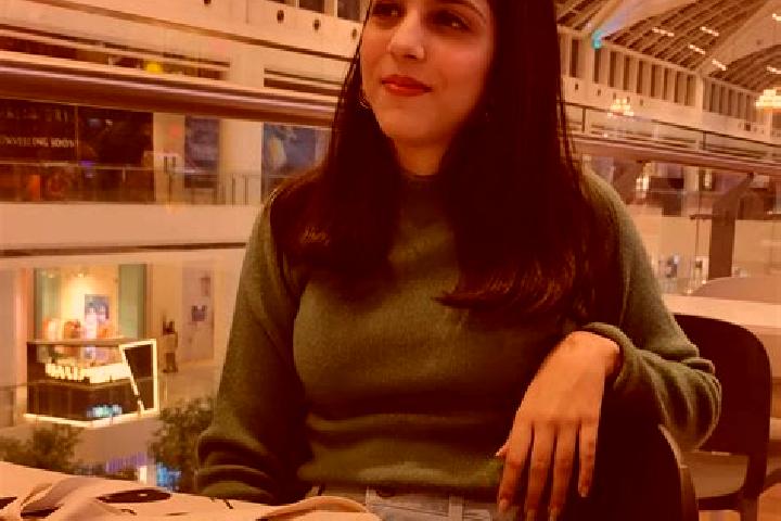 Iris, 24 — Escort in Chahar Rusta i, Iran