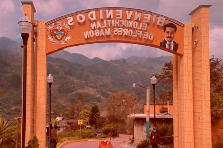 Iris, 24 — Escort in Eloxochitlan de Flores Magon, Mexico