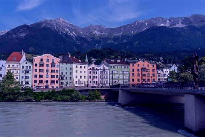 Iris, 24 — Escort in Laahen, Austria