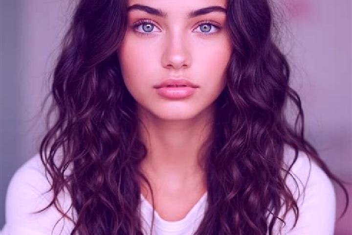 Iris, 25, a brunette brown-eyed mediterranean companion based in Chesterville. Offering Erotic Massage, CIM, Domination. Available for incall and outcall, da...
