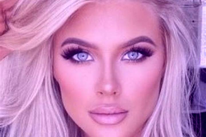 Iris, 25, a platinum blonde hazel-eyed indian companion based in Kirchheim am Neckar. Offering Dinner Date, A-Level, Tantra, GFE. Available for incall and ou...