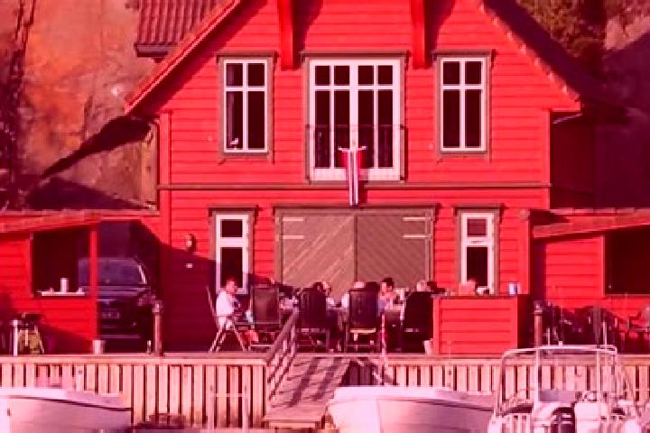 Iris, 25 — Escort in Rubbestadneset, Norway