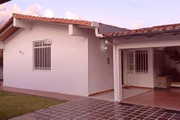 Iris, 25 — Escort in Tariba, Venezuela
