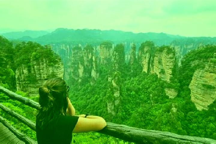 Iris, 25 — Escort in Zhangjiajie, China