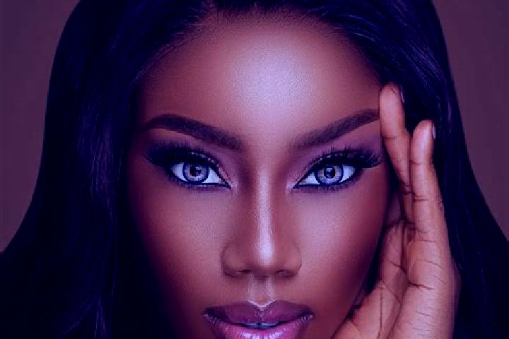 Iris, 26, a auburn blue-eyed ebony companion based in Cahabon. Offering A-Level, Girlfriend Experience, Deep French Kissing, Domination. Available for incall...