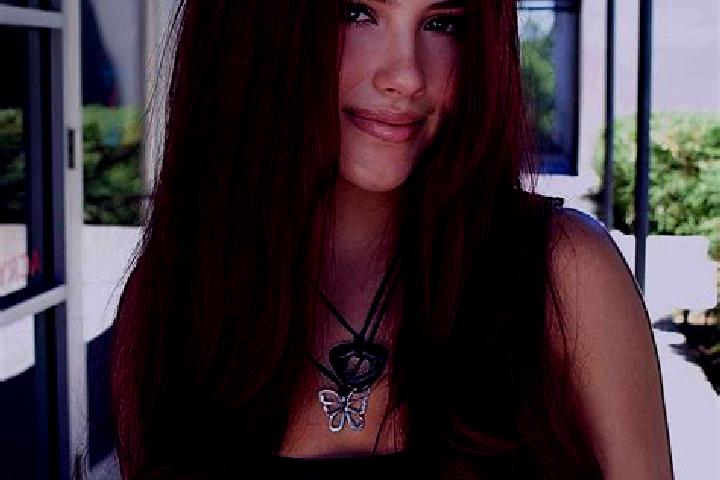 Iris, 26, a auburn dark-eyed mediterranean companion based in Golkow. Offering Tantra, Prostate Massage, 69. Available for incall and outcall, overnight book...