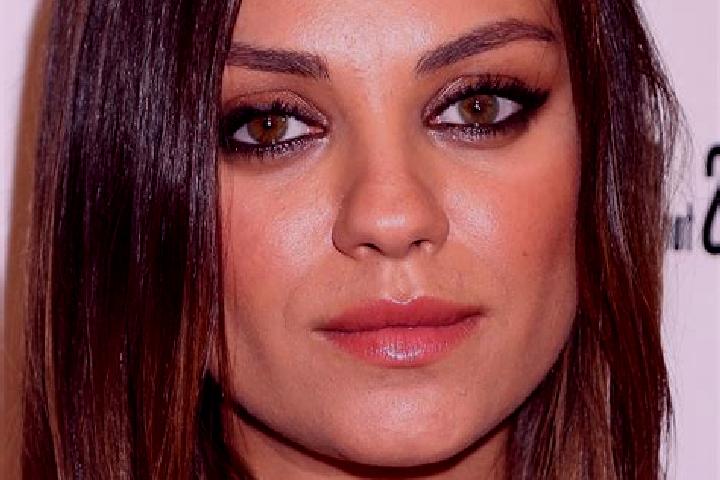 Iris, 26, a black hazel-eyed indian companion based in San Martin Ejido. Offering OWO, CIM, Domination. Available for incall and outcall, day and evening dates.
