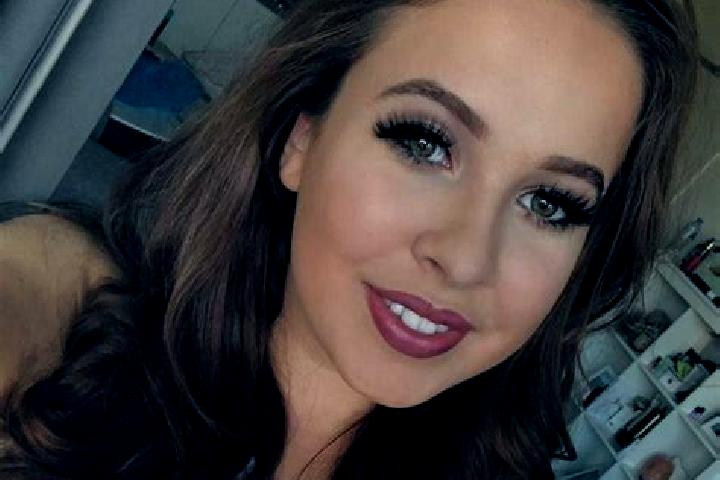 Iris, 26, a dark blonde dark-eyed european companion based in Horgen / Oberdorf. Offering Dinner Date. Available for incall and outcall, overnight bookings a...
