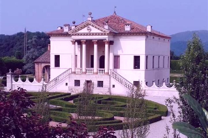 Iris, 26 — Escort in Crocetta del Montello, Italy