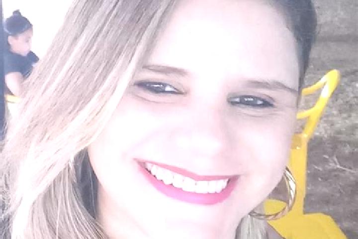 Iris, 26 — Escort in Dianopolis, Brazil