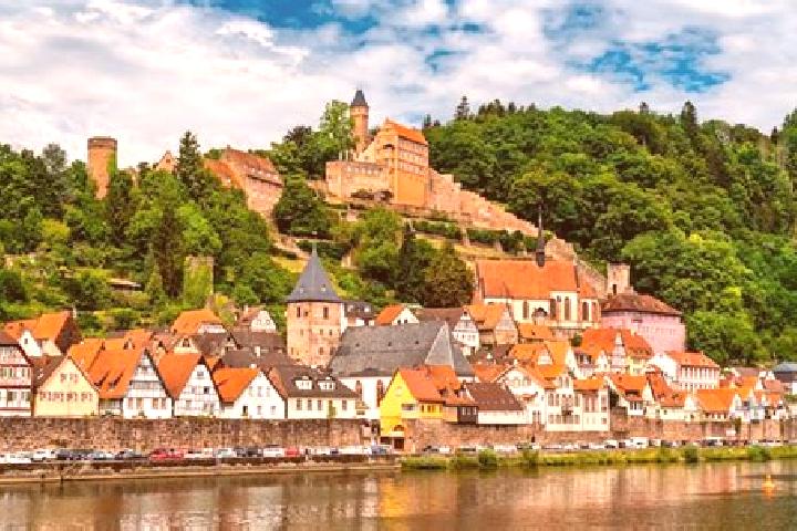 Iris, 26 — Escort in Hirschhorn, Germany