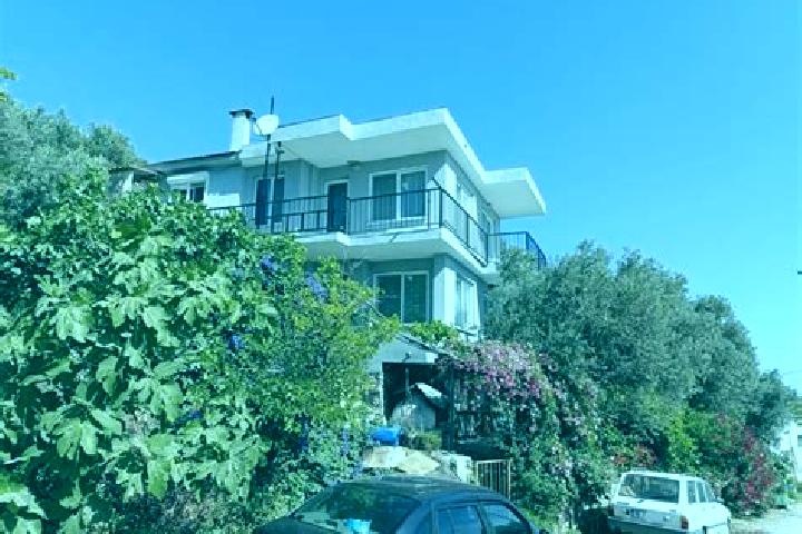 Iris, 26 — Escort in Koesedere, Turkey