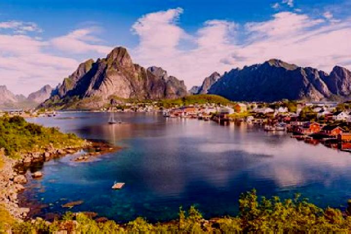 Iris, 26 — Escort in Kvelde, Norway