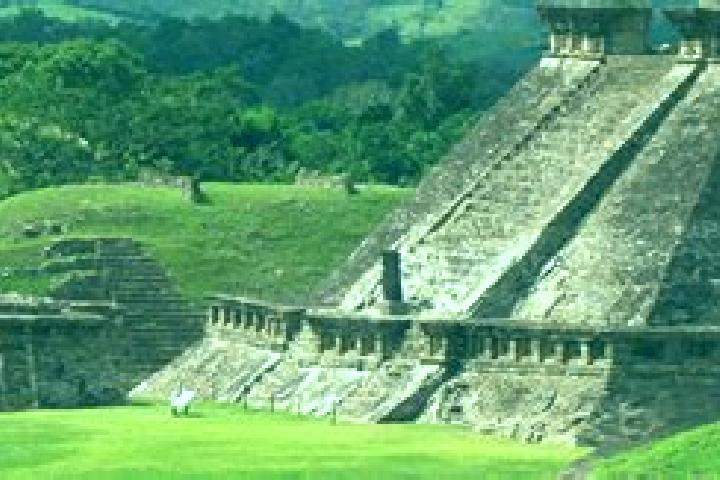 Iris, 26 — Escort in Tres Zapotes, Mexico