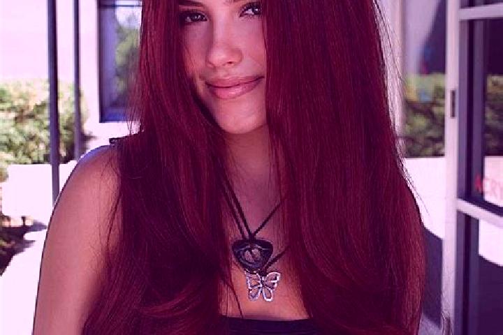 Iris, 27, a auburn dark-eyed latina companion based in Chiengi. Offering Party Girl, Tantra, CIM. Available for incall and outcall, day and evening dates.