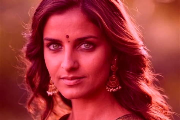 Iris, 27, a black green-eyed indian companion based in Inggudale. Offering Erotic Massage, Massage, BDSM, Couples. Available for incall and outcall, overnigh...