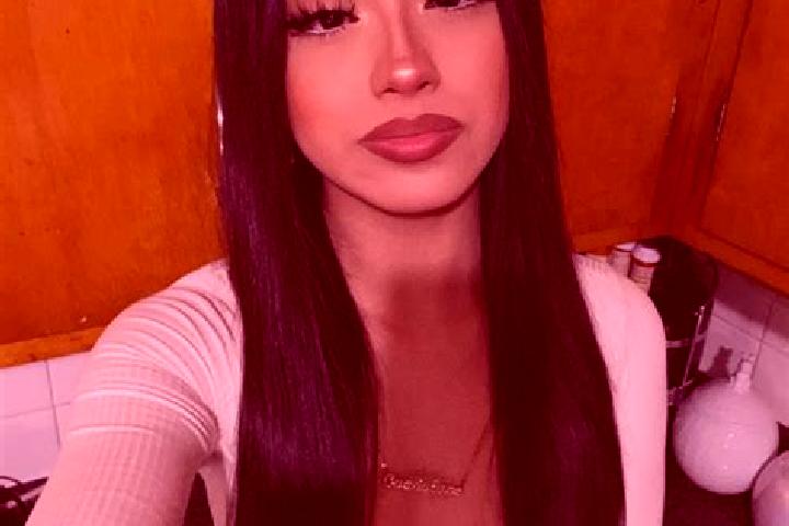 Iris, 27, a black grey-eyed latina companion based in Cuneo. Offering Couples, Party Girl, Overnight, Travel Companion, A-Level. Available for incall and out...