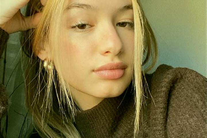 Iris, 27, a blonde brown-eyed indian companion based in Bene Lario. Offering Travel Companion, Striptease, Overnight, Tantra. Available for incall and outcal...