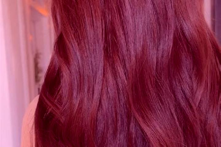 Iris, 27, a red brown-eyed asian companion based in Grosseutersdorf. Offering GFE, Fetish, BDSM. Available for incall and outcall, day and evening dates.