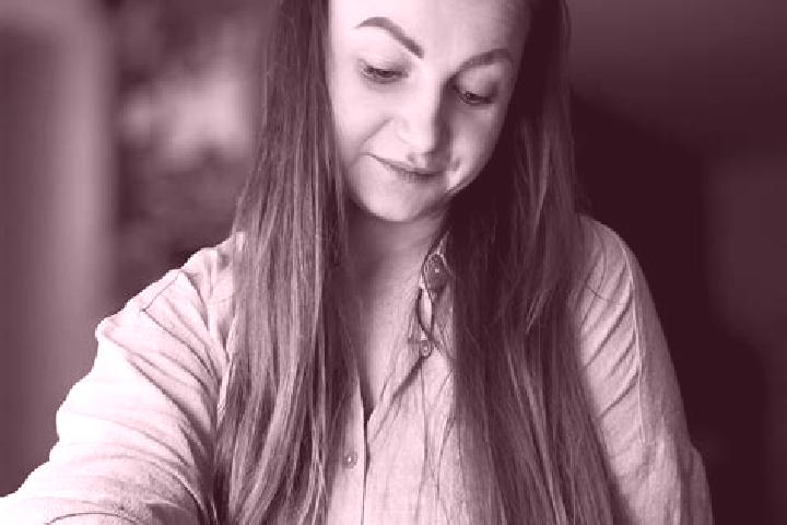 Iris, 27 — Escort in Holice, Slovakia