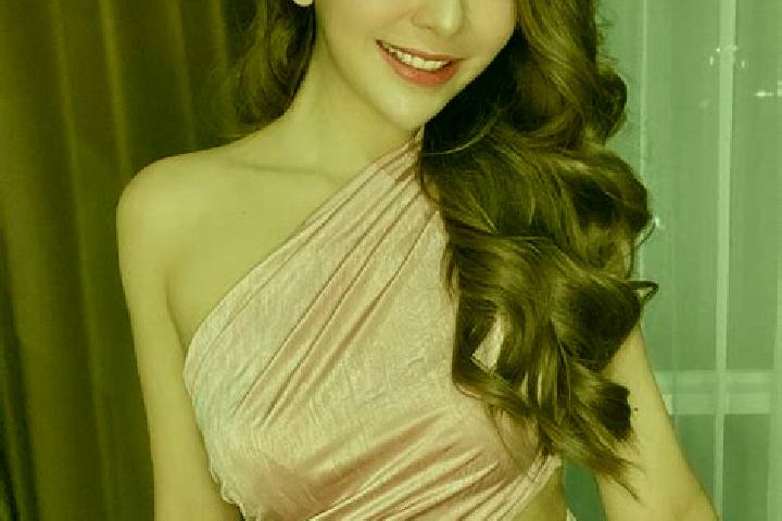 Iris, 27 — Escort in Kuala Tuha, Indonesia