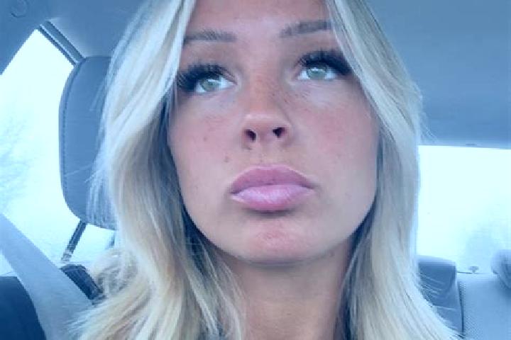 Iris, 27 — Escort in Olby, France