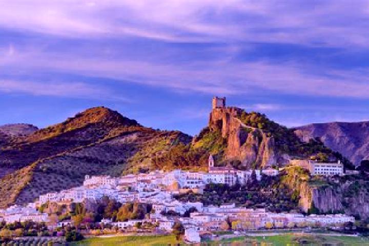 Iris, 27 — Escort in Regumiel de la Sierra, Spain