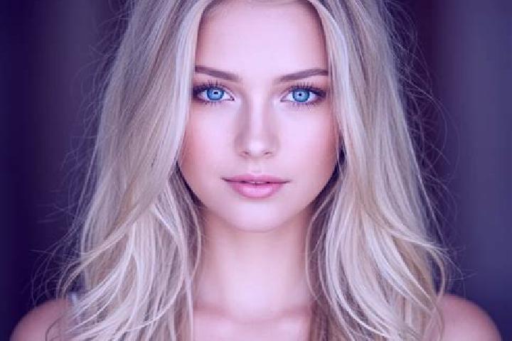 Iris, 28, a blonde amber-eyed mixed companion based in Saint Thomas Mount. Offering A-Level, 69, BDSM, OWO. Available for incall and outcall, overnight booki...