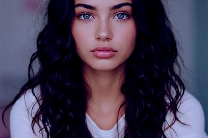 Iris, 28, a brunette dark-eyed mediterranean companion based in Down Ampney. Offering Striptease, Travel Companion. Available for incall and outcall, overnig...