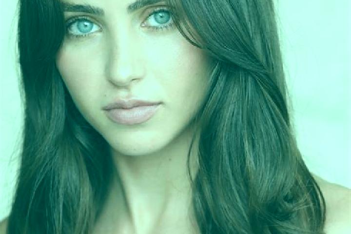 Iris, 28, a brunette hazel-eyed latina companion based in Campagne. Offering Girlfriend Experience, Domination. Available for incall and outcall, day and eve...