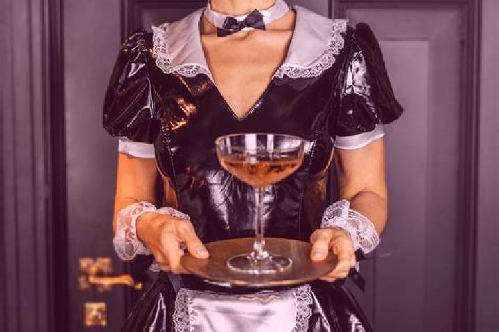 Iris, 28, a chestnut blue-eyed caucasian companion based in Conchy-les-Pots. Offering Striptease, Massage, Travel Companion, BDSM. Available for incall and o...