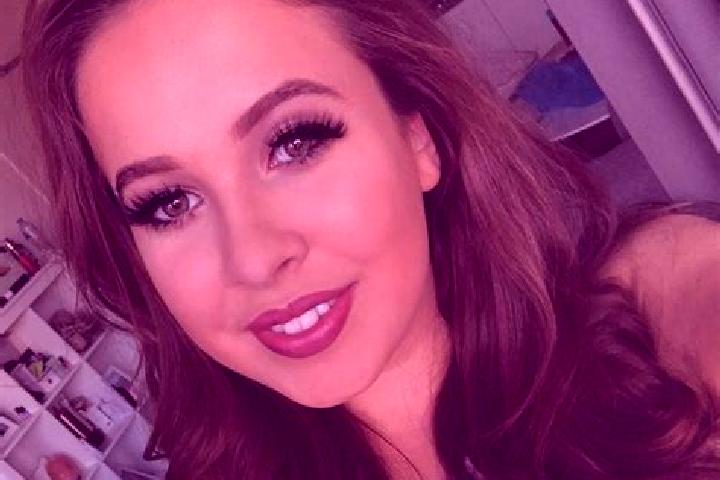 Iris, 28, a red brown-eyed slavic companion based in Sainte-Julie. Offering Massage, Girlfriend Experience, Fetish, 69. Available for incall and outcall, ove...