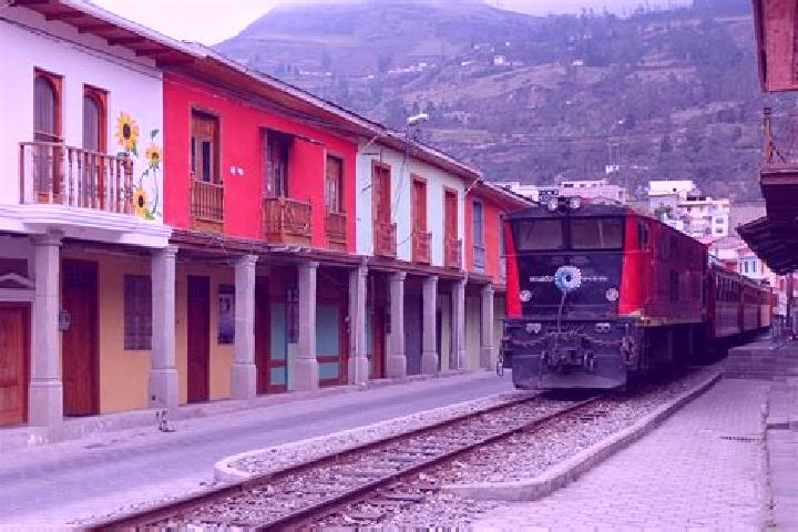 Iris, 28 — Escort in Alausi, Ecuador