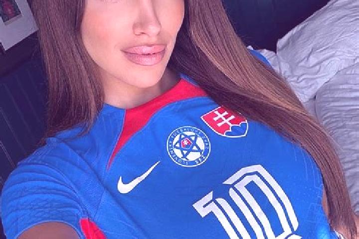 Iris, 28 — Escort in Bina, Slovakia