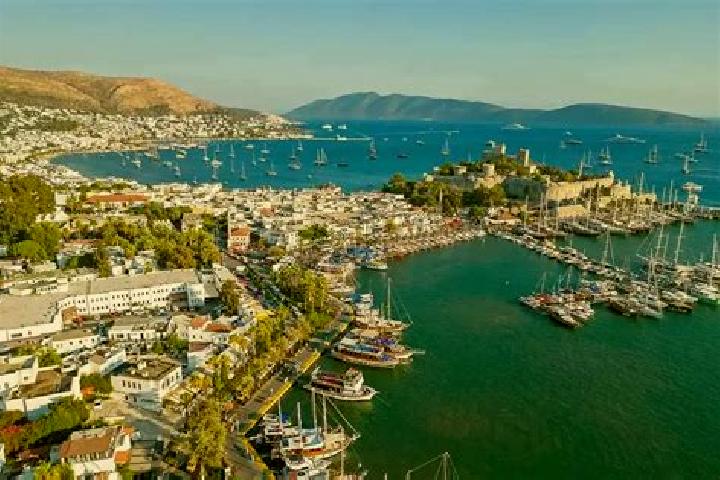 Iris, 28 — Escort in Bodrum, Turkey