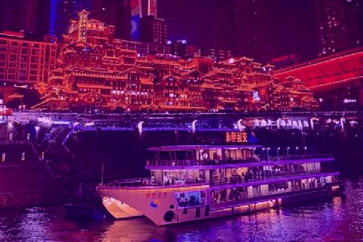 Iris, 28 — Escort in Huanghu, China