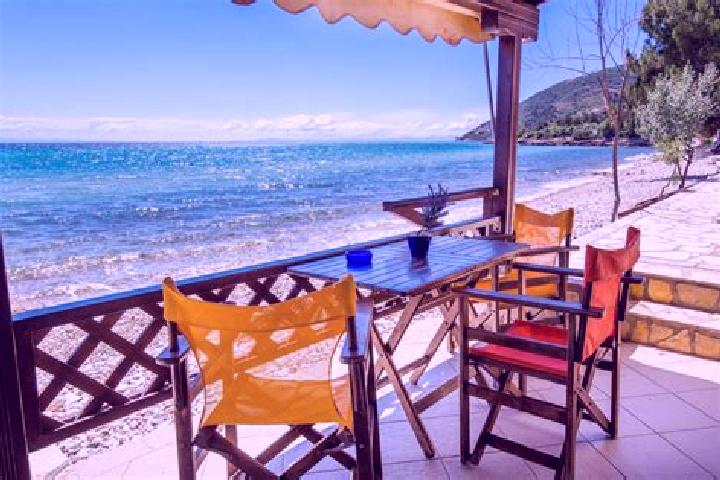 Iris, 28 — Escort in Skala Kallirachis, Greece